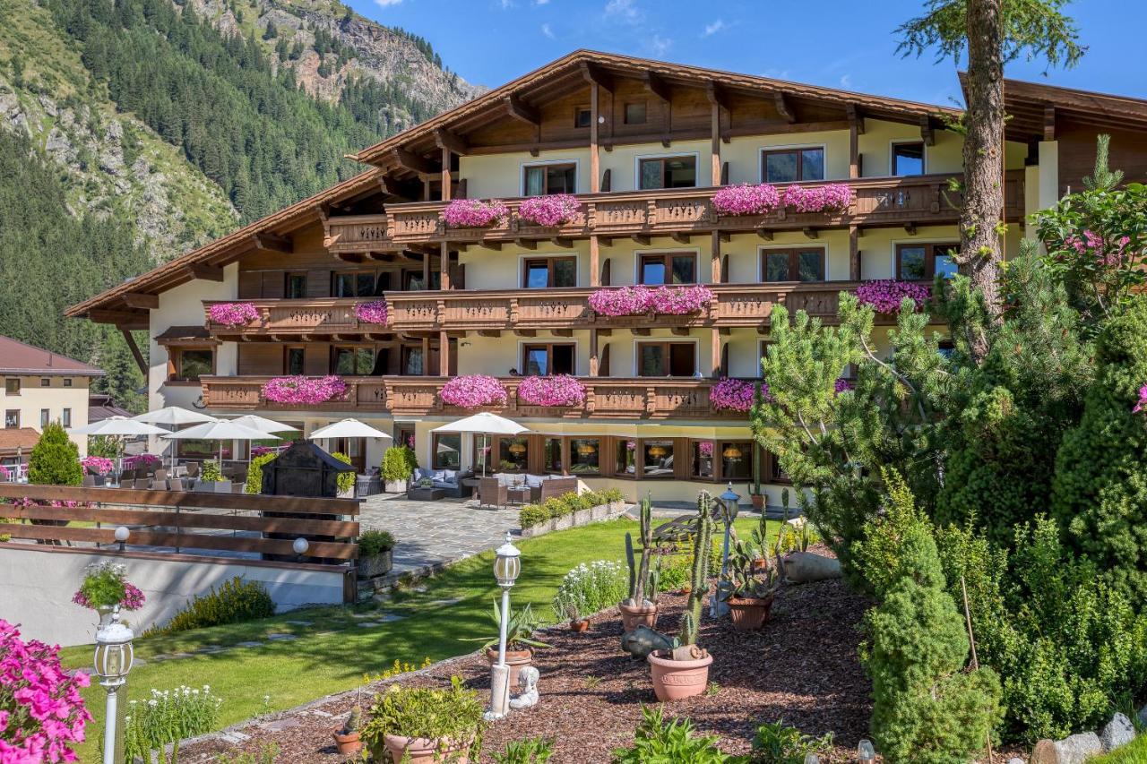 Hotel Sonnblick Sankt Leonhard im Pitztal Dış mekan fotoğraf