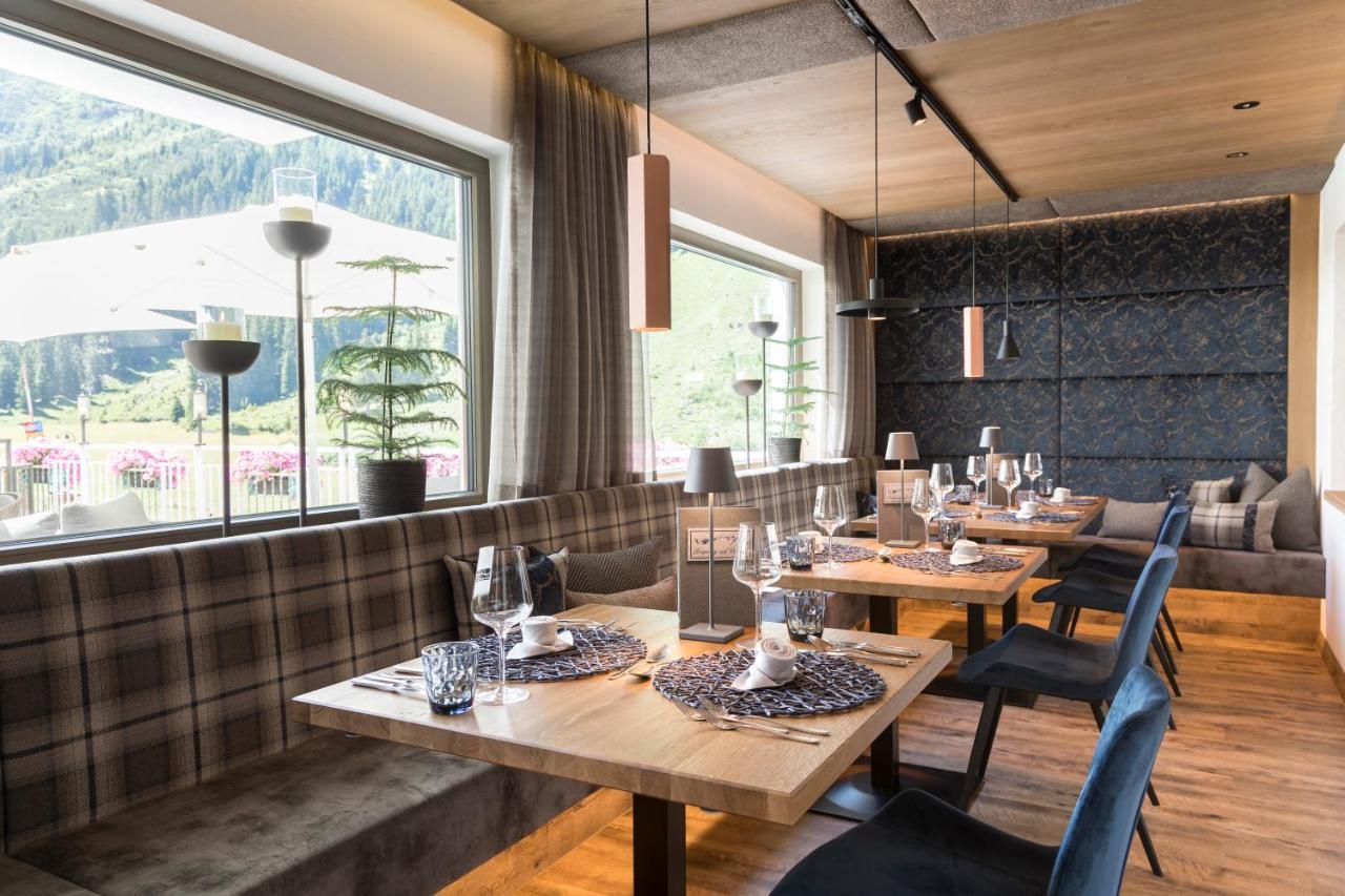 Hotel Sonnblick Sankt Leonhard im Pitztal Dış mekan fotoğraf