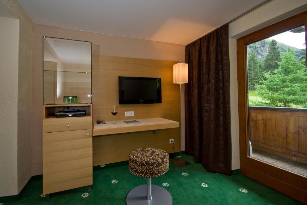 Hotel Sonnblick Sankt Leonhard im Pitztal Dış mekan fotoğraf