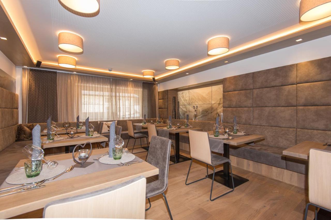 Hotel Sonnblick Sankt Leonhard im Pitztal Dış mekan fotoğraf