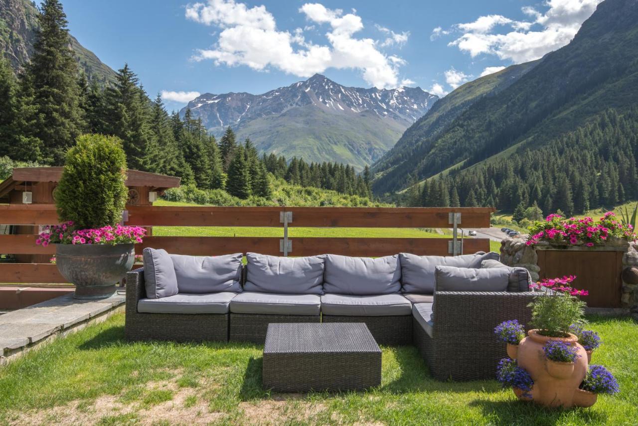 Hotel Sonnblick Sankt Leonhard im Pitztal Dış mekan fotoğraf